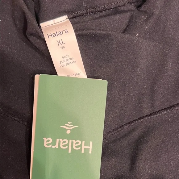 HALARA Black Leggings 7/8 length - Picture 3 of 4